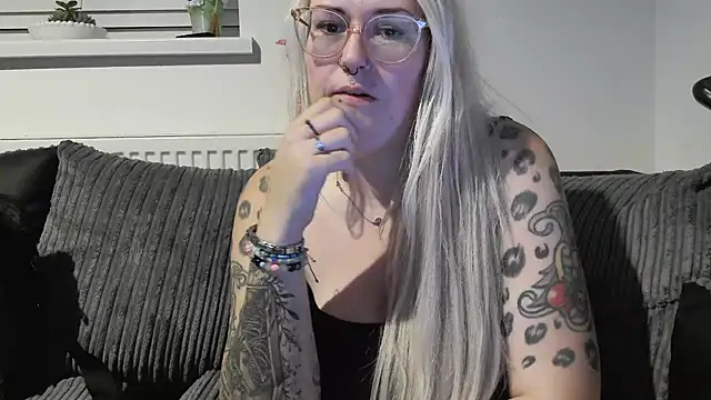Sizzling_Indie36
