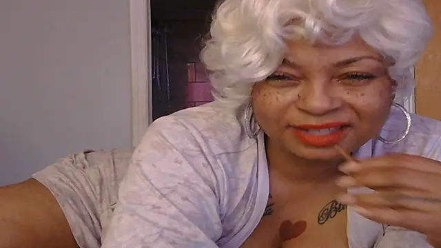 MSweetLindaParks webcam