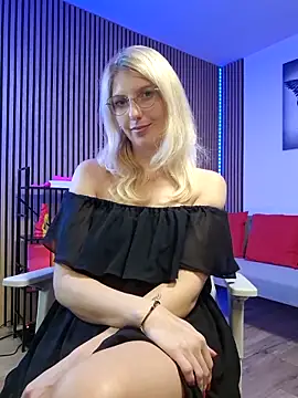 Amitiel_Angel from StripChat is Freechat