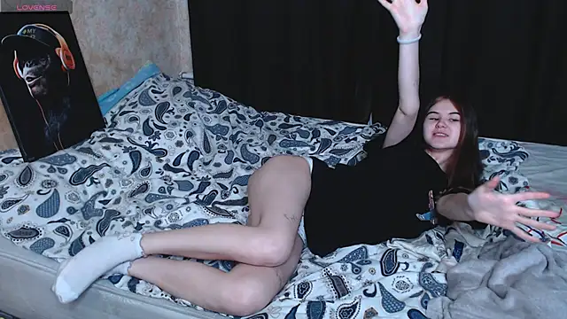 litle_owl - Litle_owl's free webcam