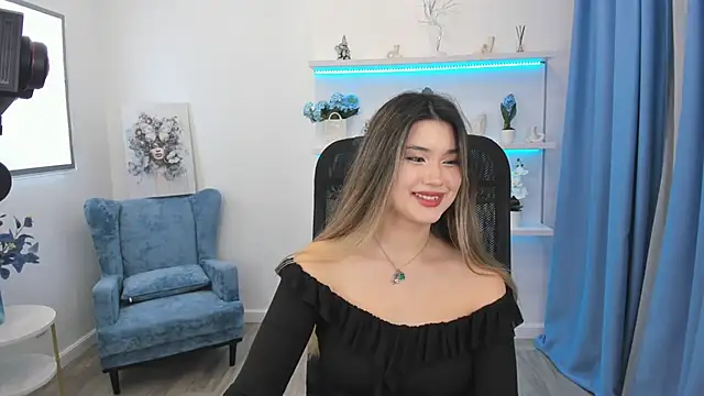 annetli - AnneTLi's free webcam - UK Sex Cams