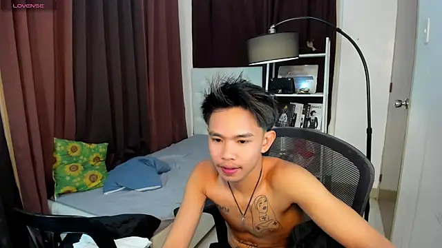 XloverXsiantwink