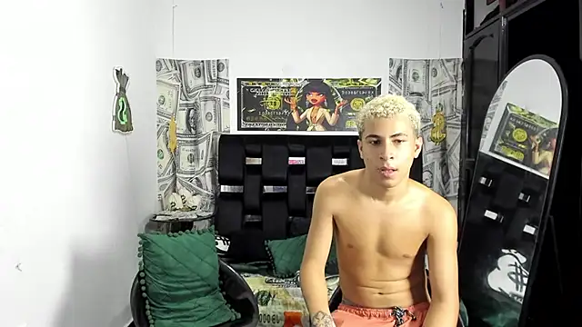 Latin_straight0