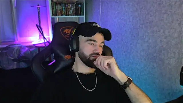 Nik_Sharo