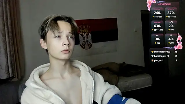vampirella_gs (M twink) - Two Finger In The Ass 3 min🔥