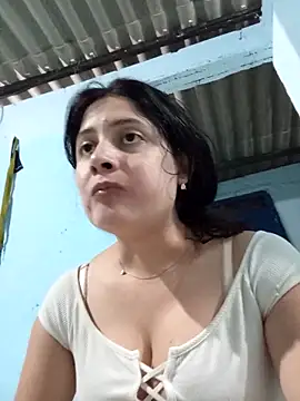 Lara_Asher