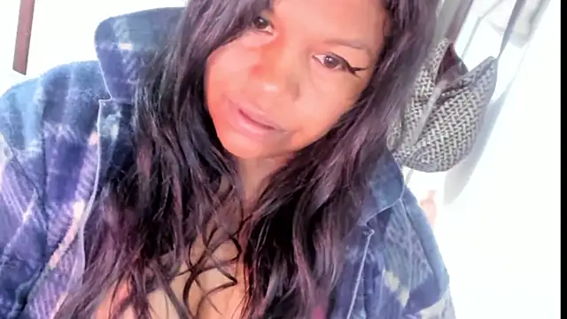 ebonylouissexyhot