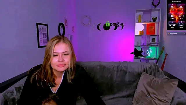 catherine_kitty's Stripchat show and profile