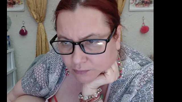 playfullmature - PlayfullMature's free webcam - UK Sex Cams