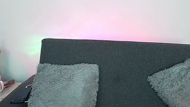  mia_roux13 chat room