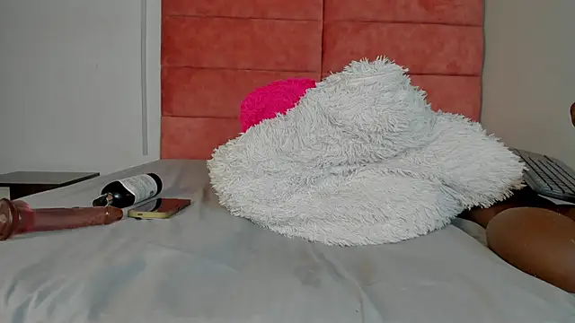 Hanna_lens