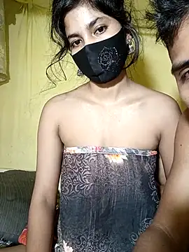 Trending_couple_1 webcam