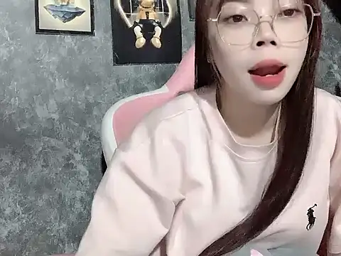 Ellie039