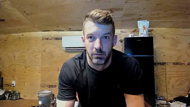 kenny_kyle (Ask my age) - naked 5 mins