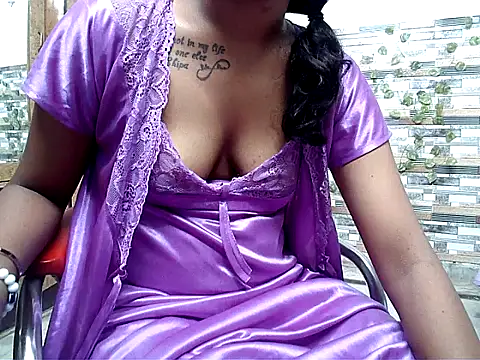 HOT_AARVI11