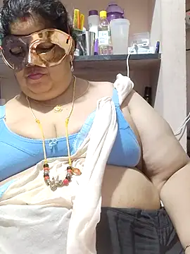 tamilthanushri