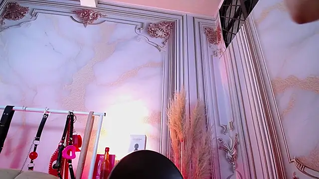 naty_slavedoll - Naty_slavedoll's free webcam - UK Sex Cams