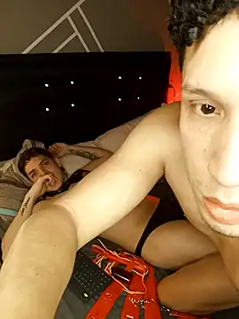 angeloandedward - AngeloandEdward's free webcam