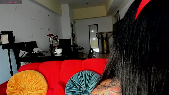willow_boobs