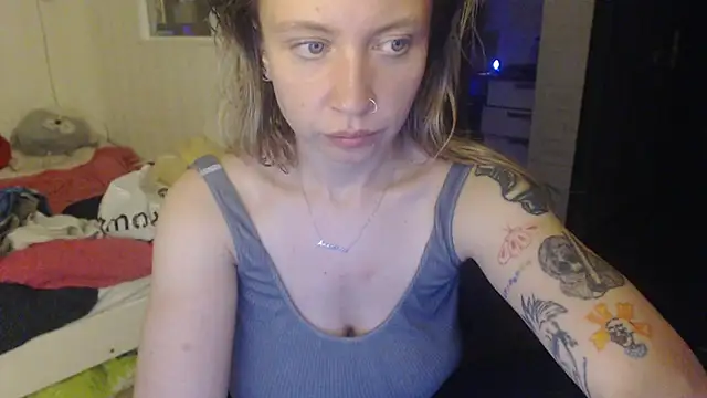 amanda_kiss_kiss