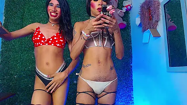 newgroupxxx - Newgroupxxx's free webcam - UK Sex Cams
