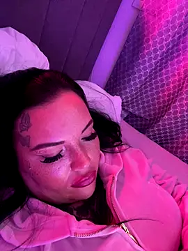_melinacurves_ - _MelinaCurves_'s free webcam - UK Sex Cams
