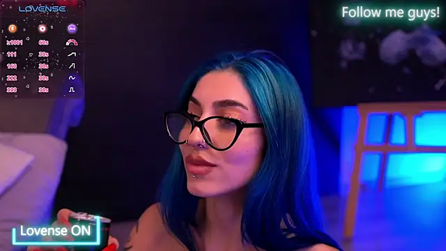 AriaVoss's Stripchat show and profile