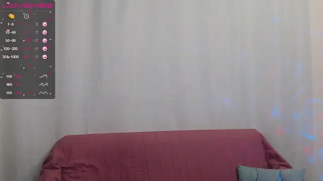 tiny__kira