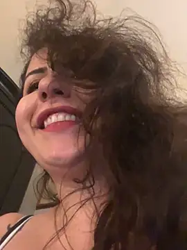 holyeroticss - Holyeroticss's free webcam - UK Sex Cams