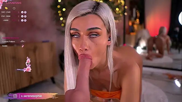 Serene_Sophiex