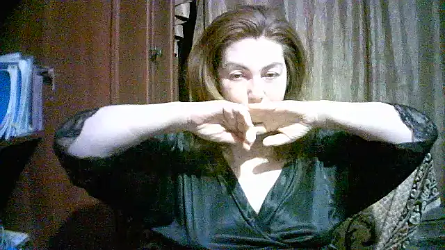 madame-butterfly - Madame-Butterfly's free webcam - UK Sex Cams