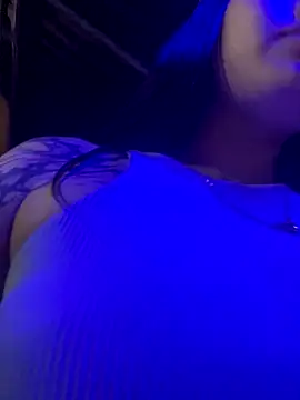 emily_22x