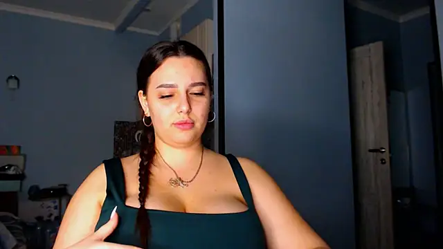 NikiWhite