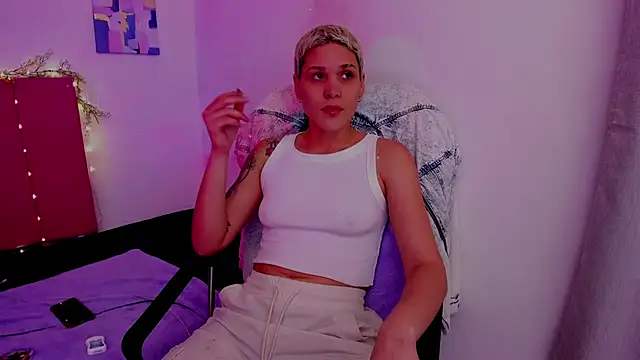 Charlee_pink