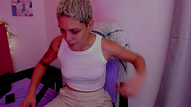 Charlee_pink