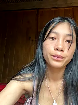lylyox9 - LylyOx9's free webcam - UK Sex Cams
