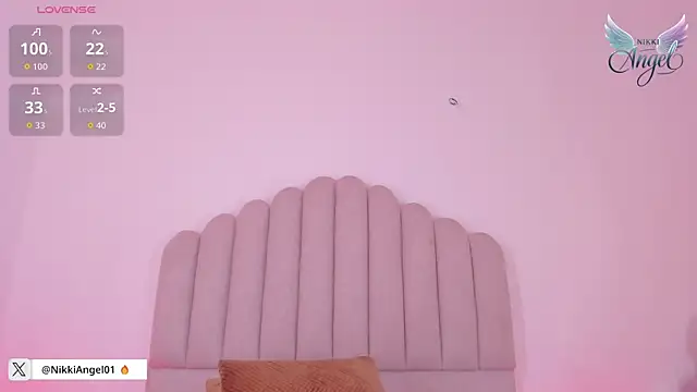 Nikki_Angel_