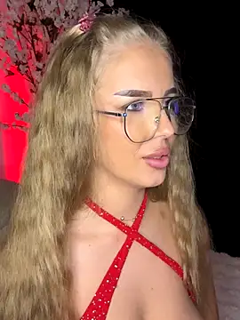 AubrieleRouj1