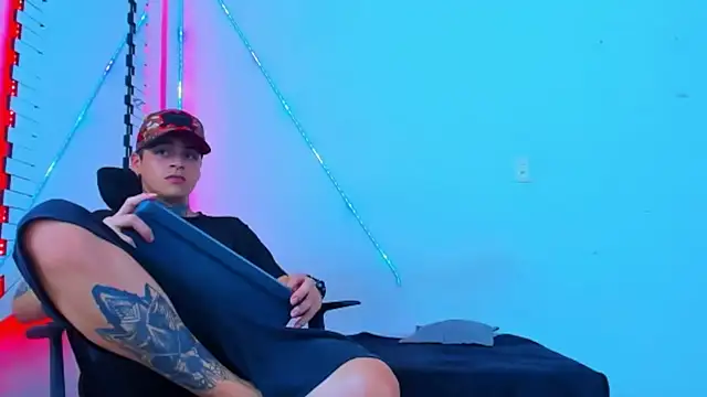 HOT_boy2025