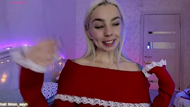 LillyMoure_