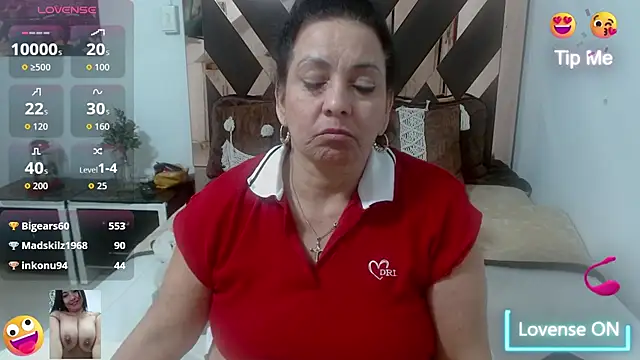 lindaesmeralda (Ask my age) - 💗💗Tip Control my TOYS make me SQUIRT!