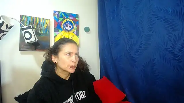 leyla_horny_bg - Leyla_Horny_Bg's free webcam