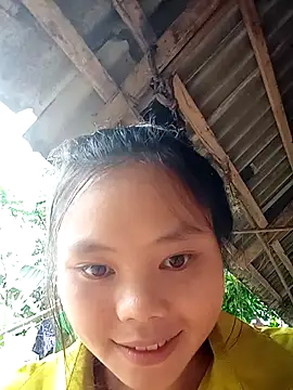 omiu-baby - Omiu-baby's free webcam