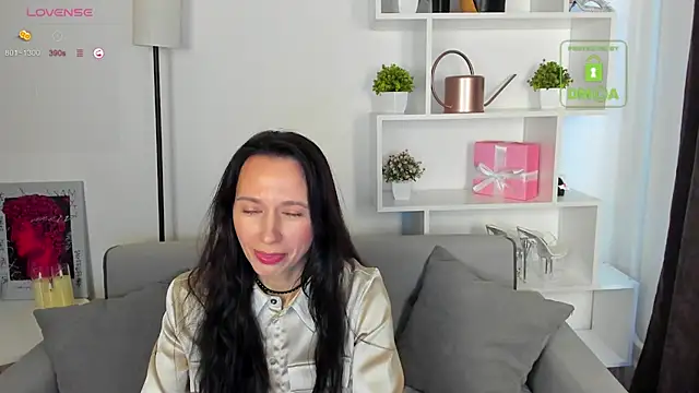 rubiharlot - RubiHarlot's free webcam