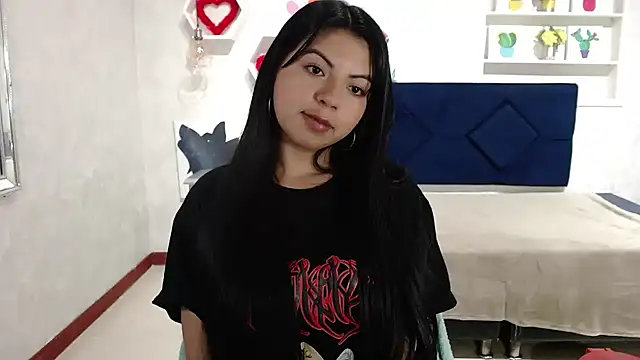 carolinebrunx - CarolineBrunx's free webcam
