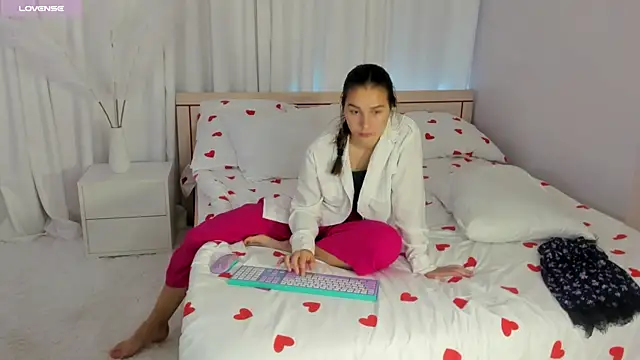 seraphineclark - SeraphineClark's free webcam