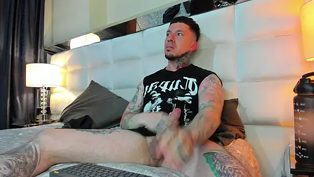 Adam_tatto