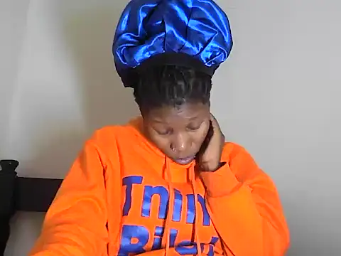 smallnaughtygirl