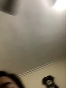 MaiHoang2k's Stripchat show and profile
