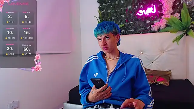 iam_lukas__